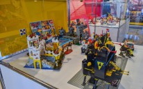 lego-80tih-2_34347639330_o